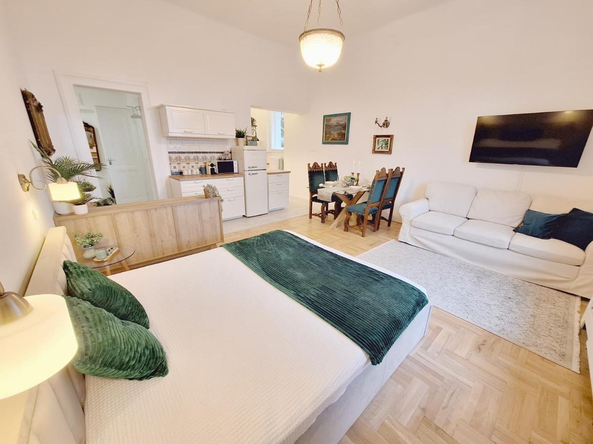 Green Hill Apartment Budapest Eksteriør billede